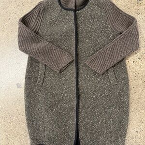 MaxMara “weekend” Brown and Black Knit Blazer 70% wool